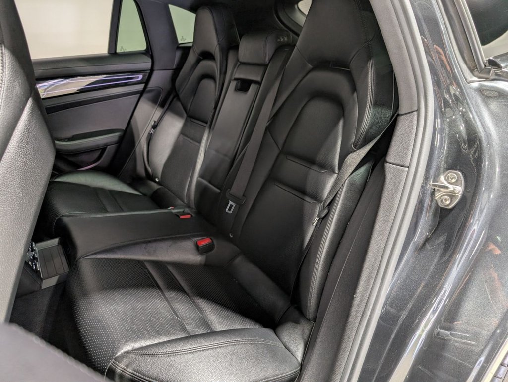 Used Porsche Panamera 2018 for sale - 75542700: Photo 17