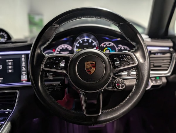 Used Porsche Panamera 2018 for sale - 75542700: Photo 25