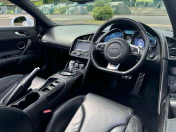 Used Audi R8 2010 for sale - 74460701: Photo