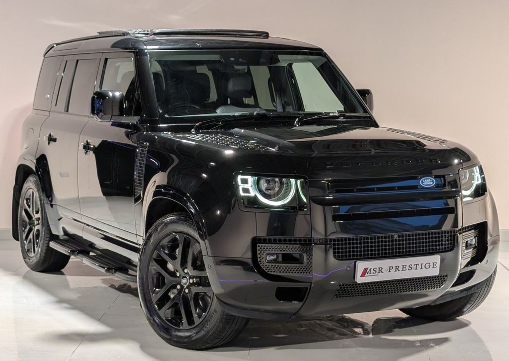 Used Land Rover Defender 2022 for sale - 76950439: Photo 1