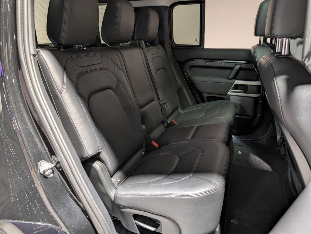 Used Land Rover Defender 2022 for sale - 76950439: Photo 13