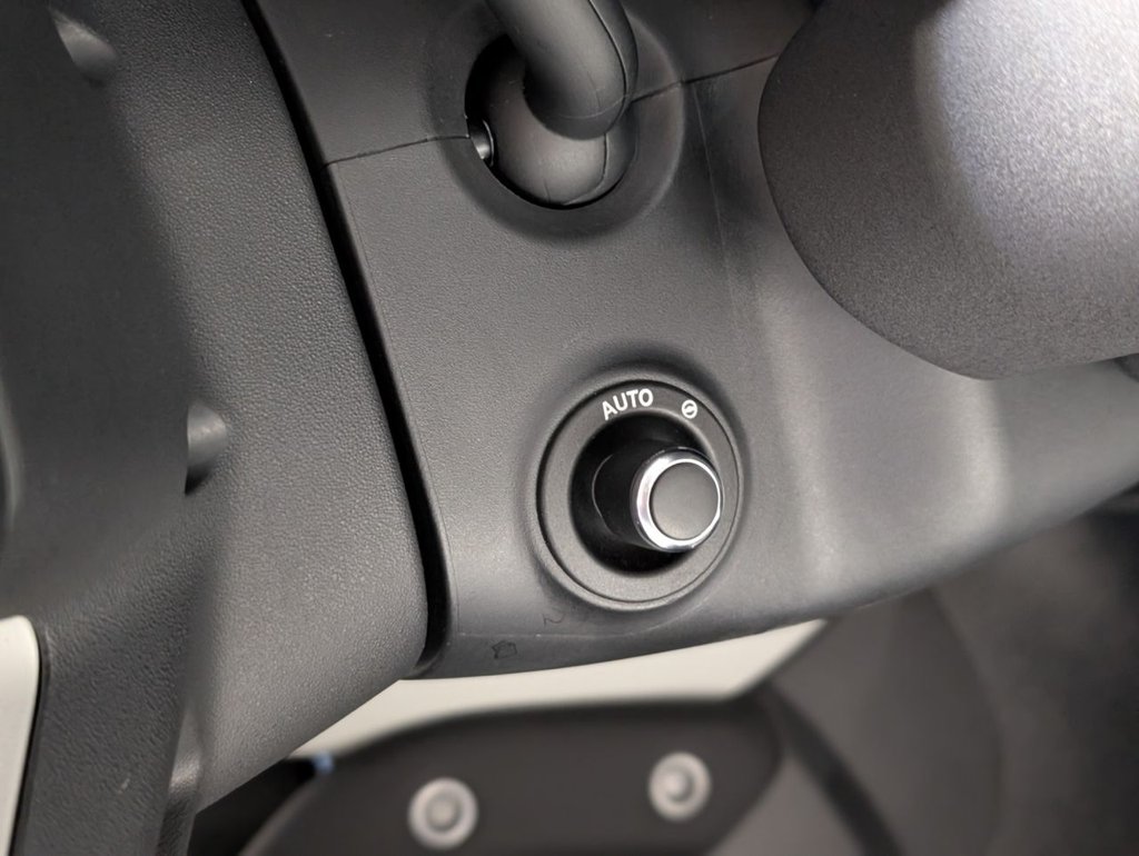 Used Land Rover Defender 2022 for sale - 76950439: Photo 26