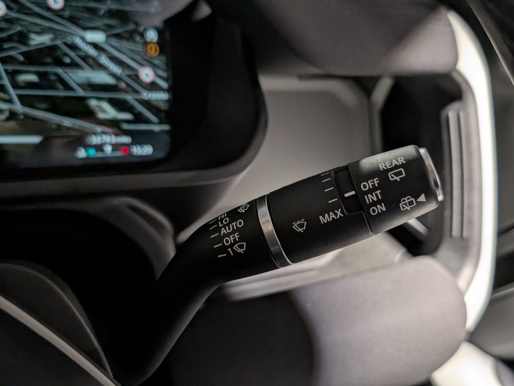 Used Land Rover Defender 2022 for sale - 76950439: Photo 32