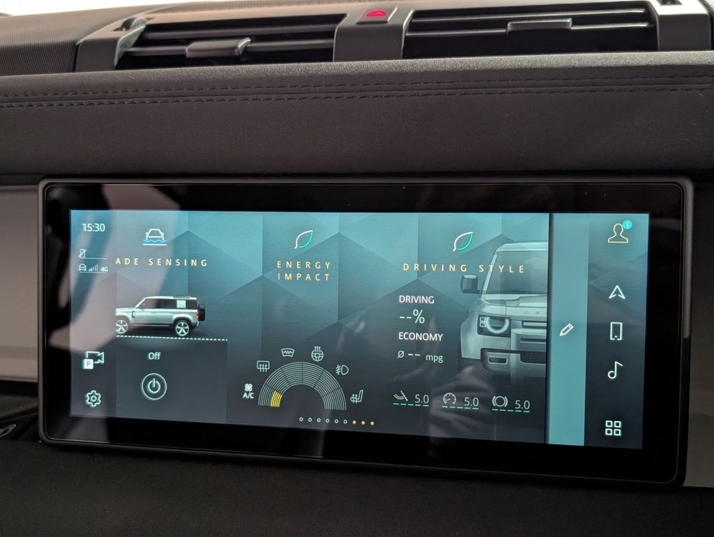 Used Land Rover Defender 2022 for sale - 76950439: Photo 36