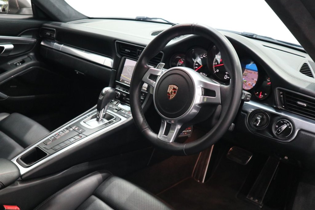 Used Porsche 911 2013 for sale - 76185423: Photo 10