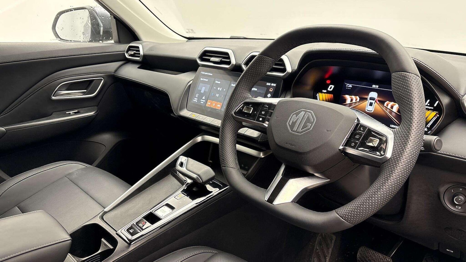 Used MG MG ZS 2025 for sale - 76926105: Photo 2