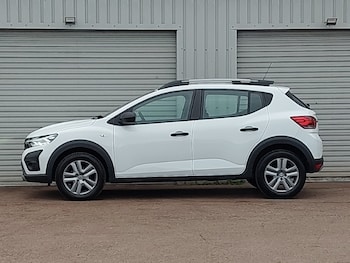 Used Dacia Sandero Stepway 2022 for sale - 76664077: Photo