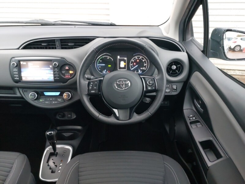 Used Toyota Yaris 2019 for sale - 76567260: Photo 7