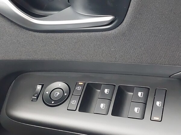 Used Hyundai KONA 2025 for sale - 76160314: Photo 19