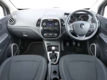 Used Renault Captur 2019 for sale - 75045641: Photo