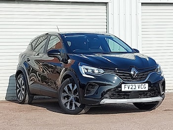 Used Renault Captur 2023 for sale - 79605740: Photo