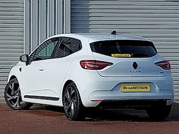 Used Renault Clio 2023 for sale - 77569065: Photo