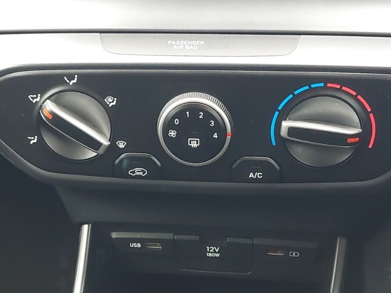 Used Hyundai i20 2022 for sale - 76543213: Photo 14