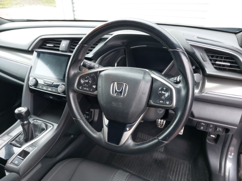 Used Honda Civic 2019 for sale - 76343558: Photo 10