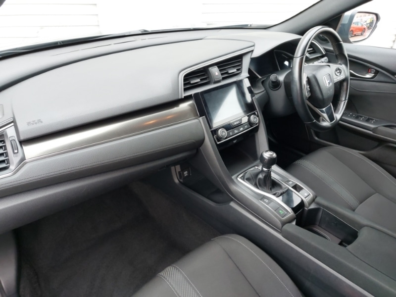 Used Honda Civic 2019 for sale - 76343558: Photo 11