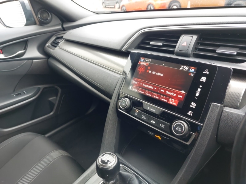 Used Honda Civic 2019 for sale - 76343558: Photo 17