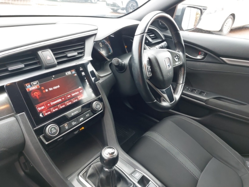Used Honda Civic 2019 for sale - 76343558: Photo 19