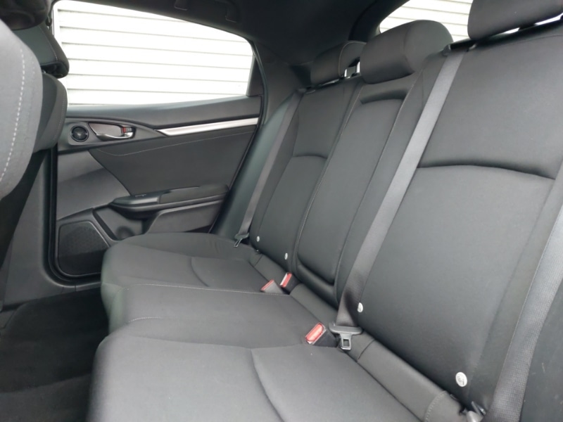 Used Honda Civic 2019 for sale - 76343558: Photo 6