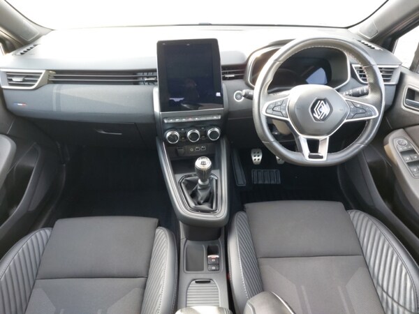 Used Renault Clio 2024 for sale - 76221206: Photo 2