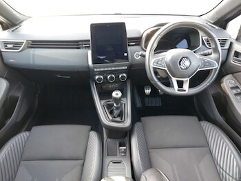 Used Renault Clio 2024 for sale - 76221206: Photo 2