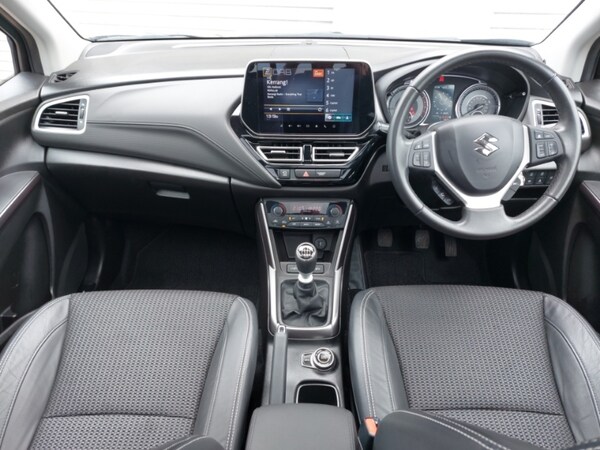 Used Suzuki SX4 S-Cross 2023 for sale - 76130114: Photo 2