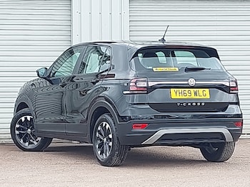 Used Volkswagen T-Cross 2019 for sale - 79074444: Photo