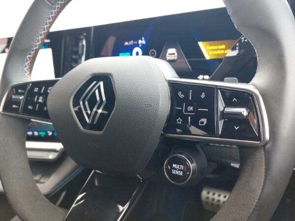 Used Renault Scenic E-Tech 2024 for sale - 76053897: Photo 17