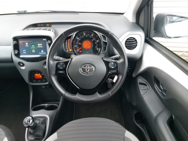 Used Toyota AYGO 2019 for sale - 76834321: Photo 7