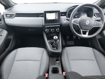 Used Renault Clio 2025 for sale - 79218531: Photo