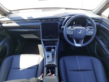 Used Lexus LBX 2025 for sale - 79153172: Photo