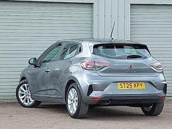 Used Renault Clio 2025 for sale - 79605732: Photo