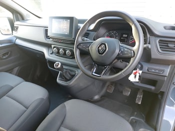 Used Renault Trafic 2023 for sale - 76885525: Photo