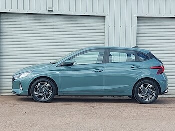 Used Hyundai i20 2023 for sale - 79432853: Photo