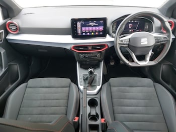 Used SEAT Arona 2023 for sale - 79253231: Photo