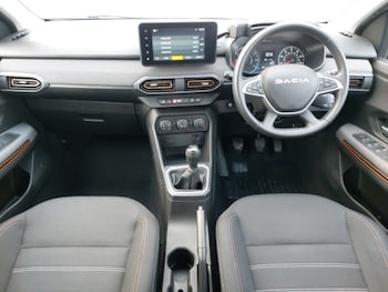 Used Dacia Sandero Stepway 2023 for sale - 77141203: Photo