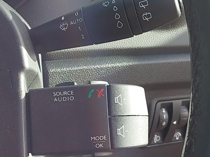 Used Renault Captur 2018 for sale - 76885528: Photo 18