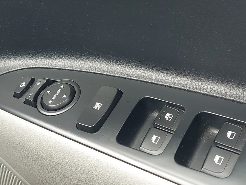 Used Kia Stonic 2019 for sale - 78125762: Photo 19