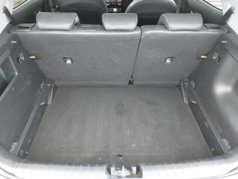 Used Kia Stonic 2019 for sale - 78125762: Photo 8