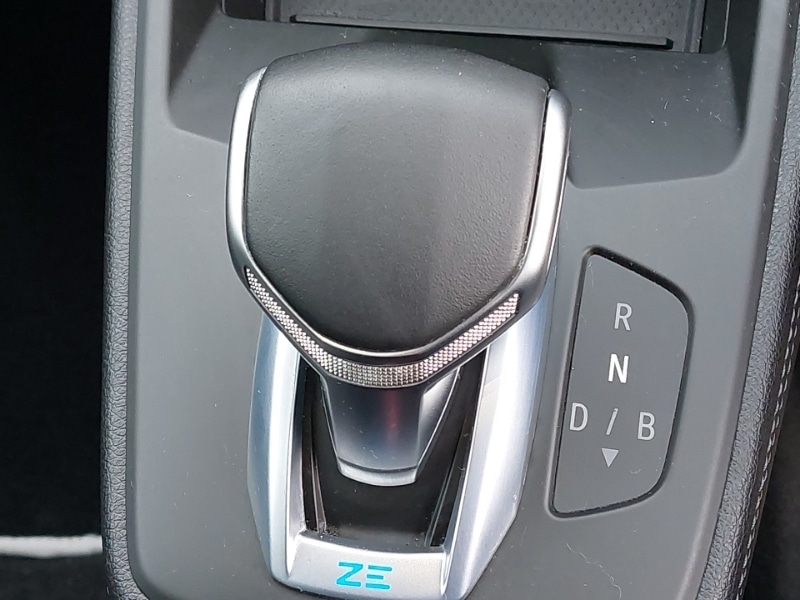 Used Renault Zoe 2022 for sale - 76451063: Photo 17