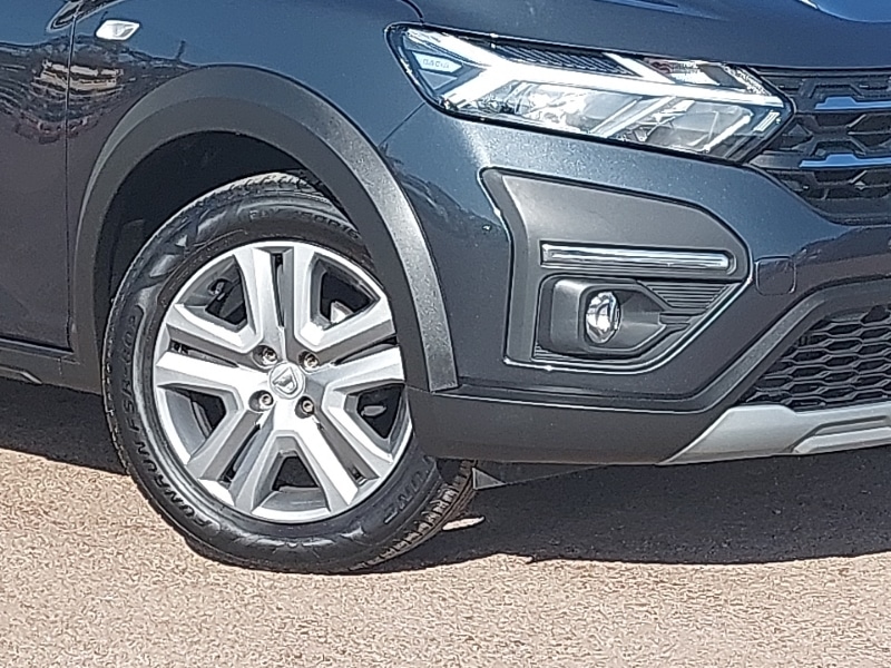 Used Dacia Sandero Stepway 2022 for sale - 77947946: Photo 9