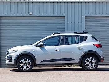 Used Dacia Sandero Stepway 2023 for sale - 79101477: Photo