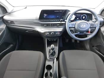 Used Hyundai i20 2024 for sale - 79737072: Photo
