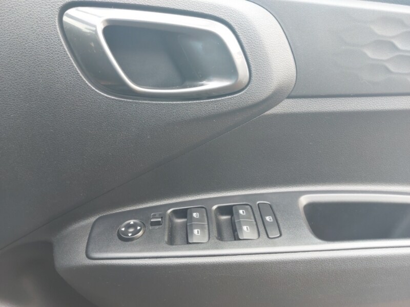 Used Hyundai i10 2023 for sale - 77491413: Photo 12