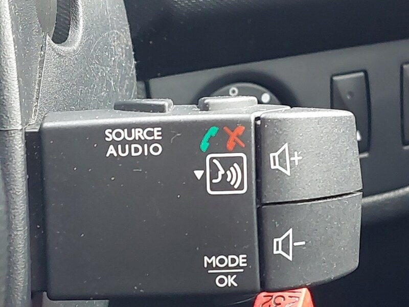 Used Dacia Sandero Stepway 2018 for sale - 77605759: Photo 16