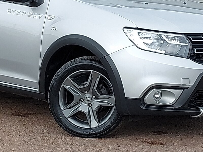 Used Dacia Sandero Stepway 2018 for sale - 77605759: Photo 9