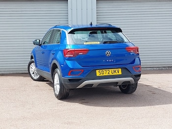 Used Volkswagen T-Roc 2022 for sale - 75470862: Photo