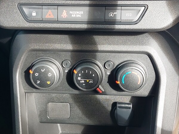 Used Dacia Sandero 2023 for sale - 76055001: Photo 16