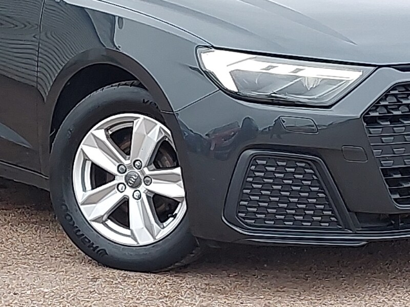 Used Audi A1 2019 for sale - 77556332: Photo 9