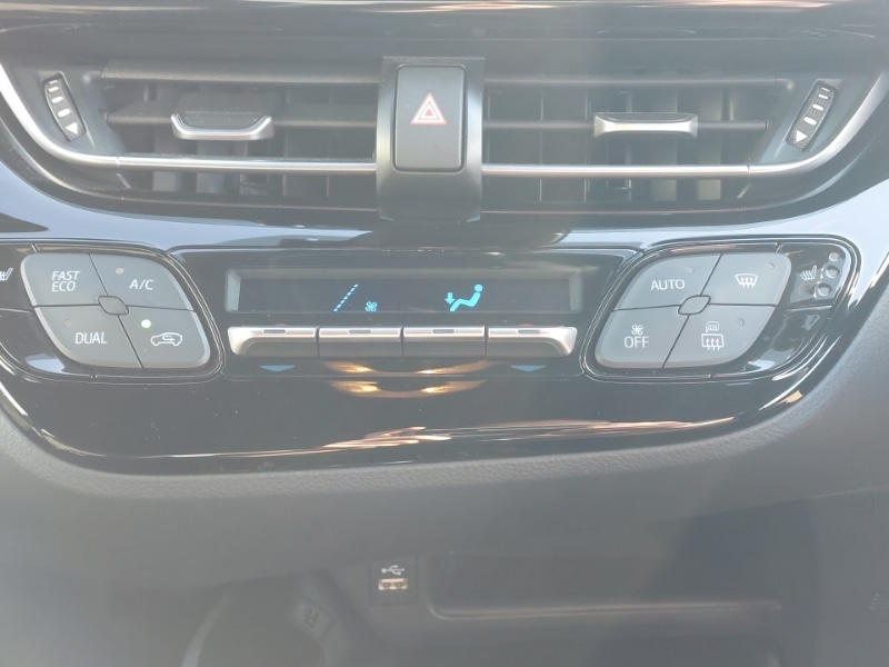 Used Toyota C-HR 2023 for sale - 77975044: Photo 14