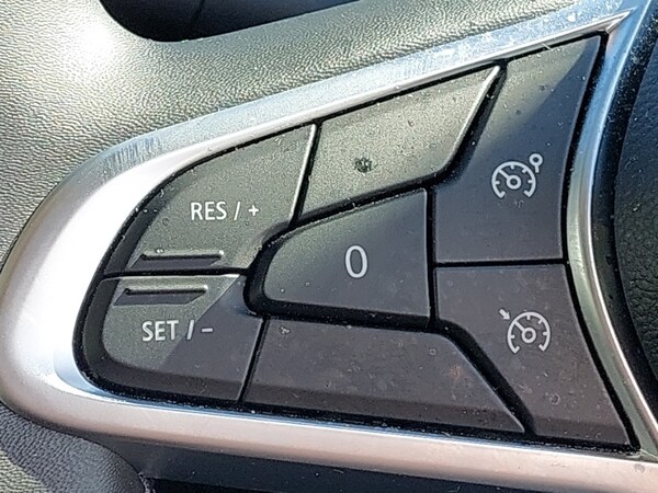 Used Renault Clio 2022 for sale - 76264796: Photo 18